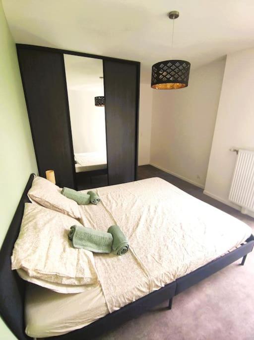 Apartment Au Calme Sur Le Canal Et Proche Vaires-sur-Marne